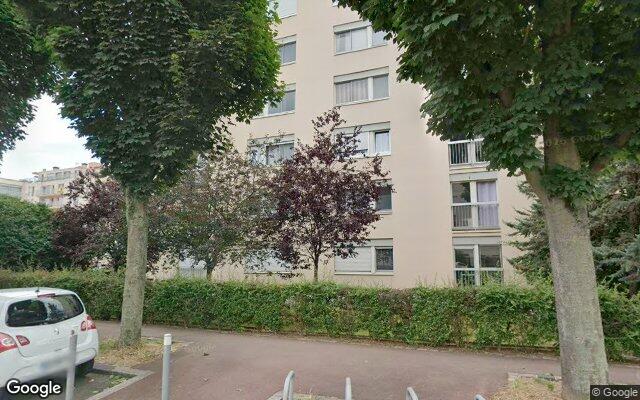 Façade : 17 avenue Jacques Chastellain, Rouen